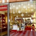 thumbnail image 3 of Adornos navideños para ventanas, pegatinas electrostáticas de nieve con purpurina, adornos navideños de vidrio, decoraciones para fiestas navideñas, 3 of 4