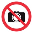 thumbnail image 1 of Señal prohibitiva: "Prohibido entrar con cámara" en blanco, rojo y negro. Impresa sobre plástico estireno calibre 40, para exteriores, 20 x 20 cm. Señalamiento, Cartel, Letrero cuadrado, Señalización., 1 of 4