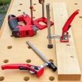 thumbnail image 3 of 2 Abrazaderas de Fijación para Orificios de Perro Escritorio, Abrazadera de Mesa de Acero Ajustable para Banco de Trabajo Carpintería, Abrazadera de Trinquete en Forma de F 19 mm, 3 of 5