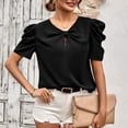 thumbnail image 2 of Camiseta informal de verano, color negro, con escote en V mediano, mangas abullonadas y botones en la espalda, 2 of 6