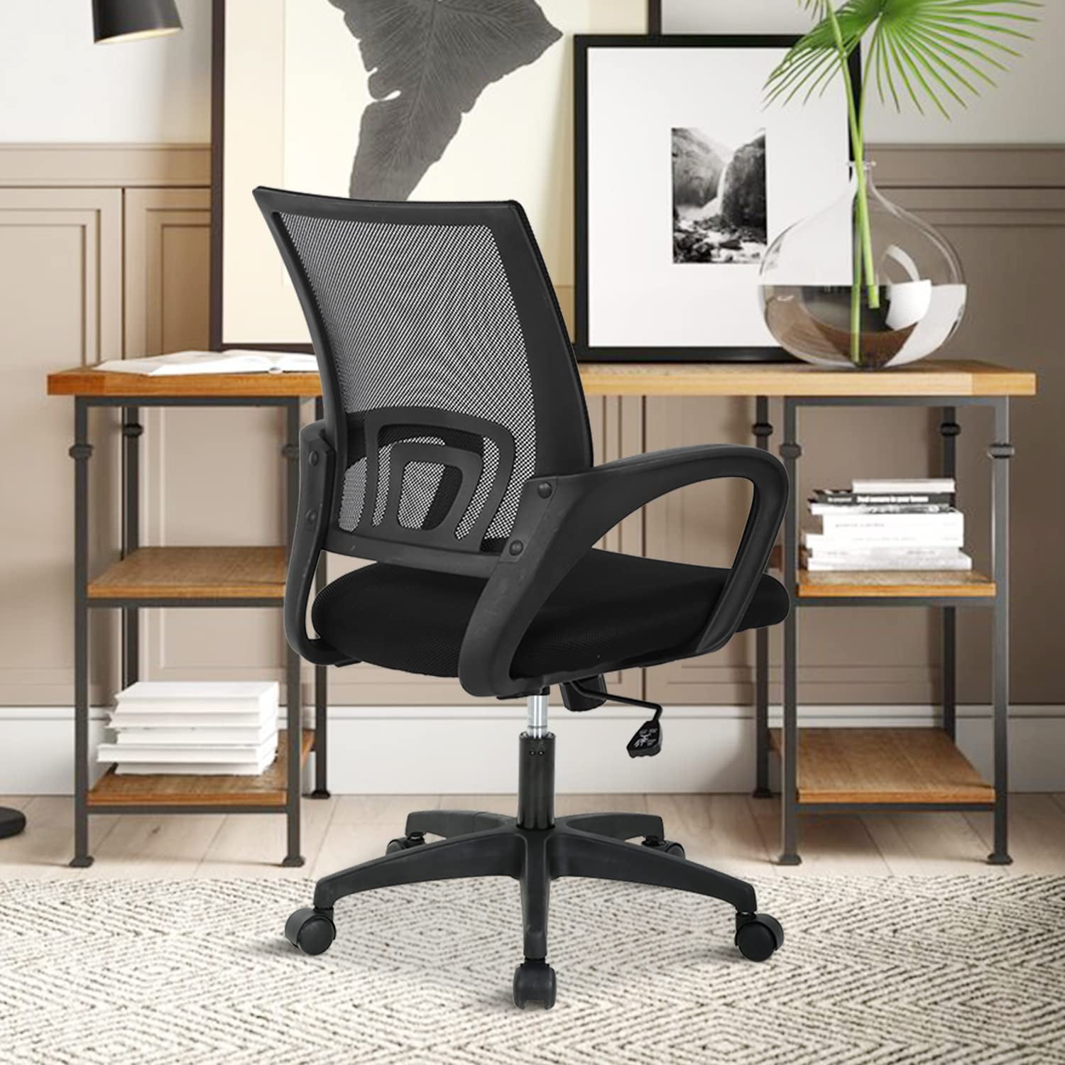 CL.HPAHKL Mesh Computer Desk Chair, Ergonomic Office Chair with Lumbar Support & Armrests Mid Back Swivel Rolling Task Chair for Home Office Study Gaming, Black
