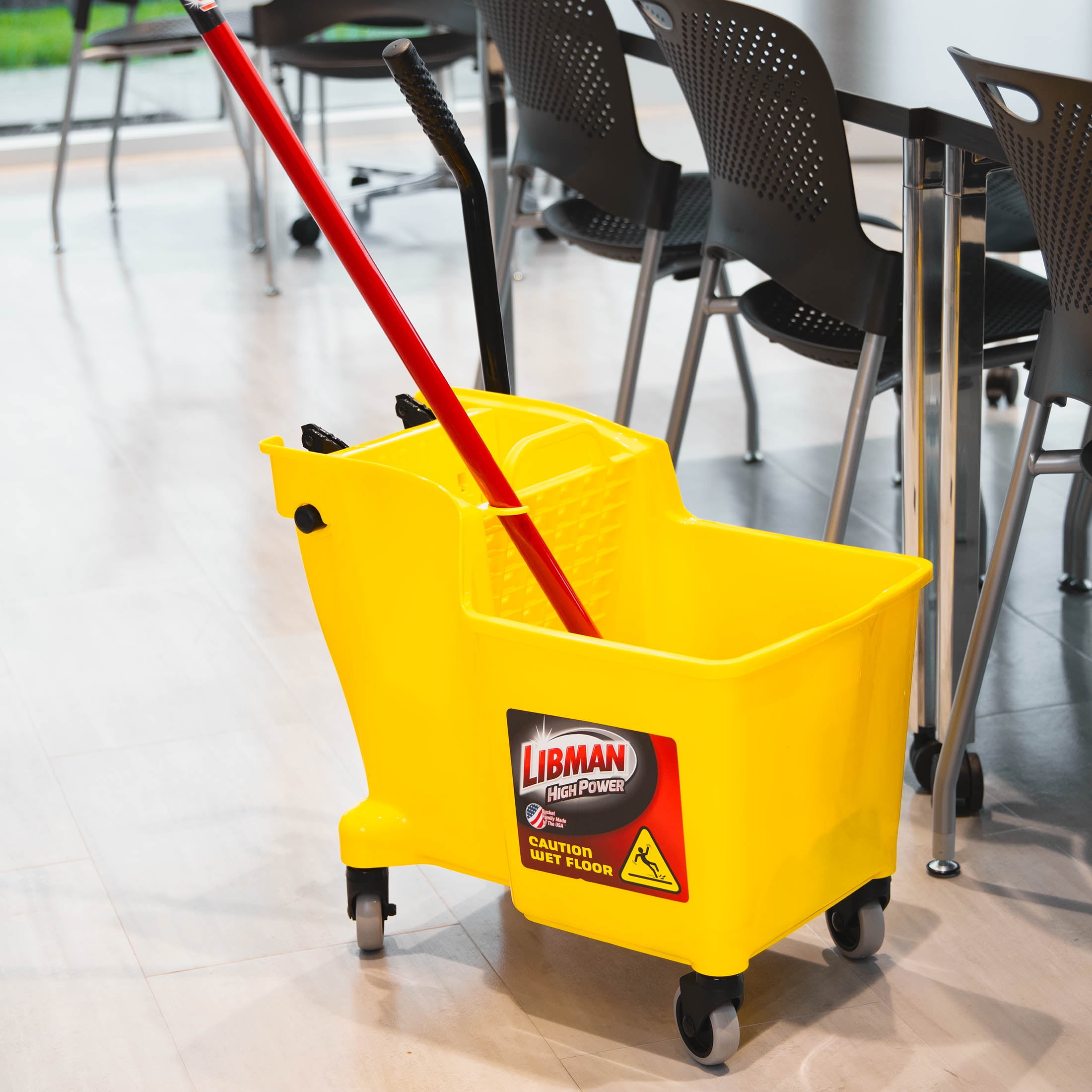 Libman 32 Quart Yellow Polypropylene Bucket & Wringer with Steel Handle
