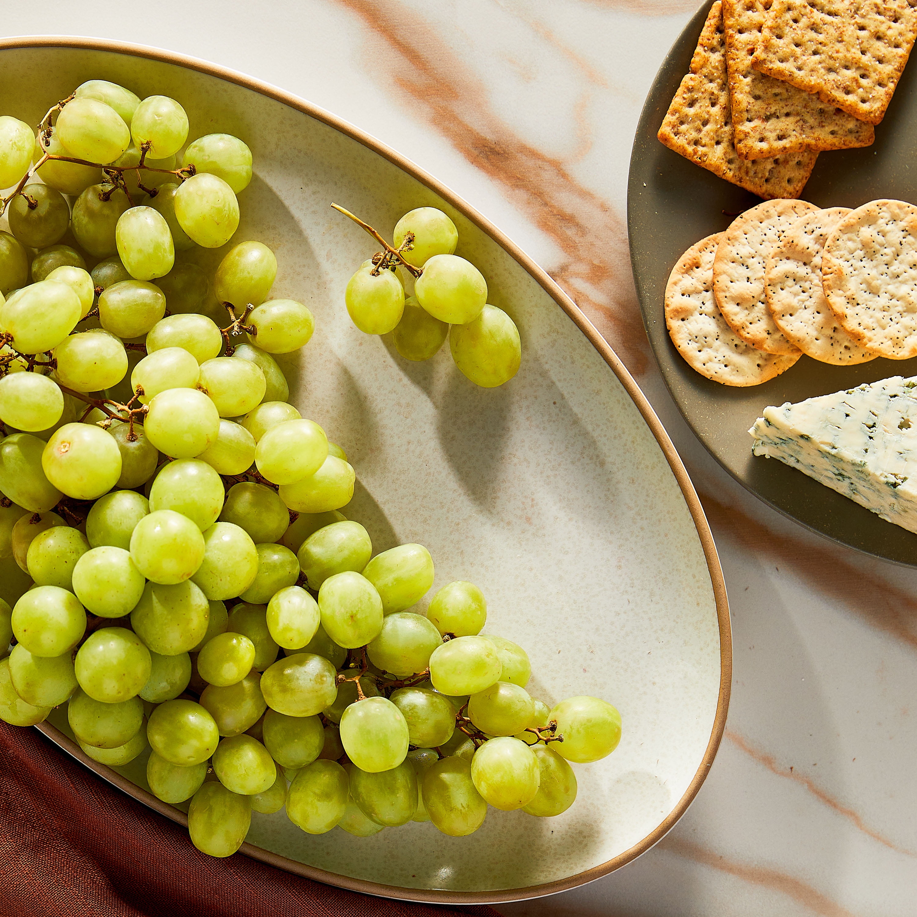 Fresh Green Seedless Grapes, Bag (2.25 lbs/Bag Est.)