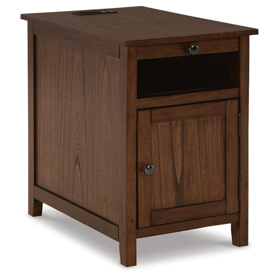 Signature Design by Ashley Casual Treytown Chairside End Table  Brown
