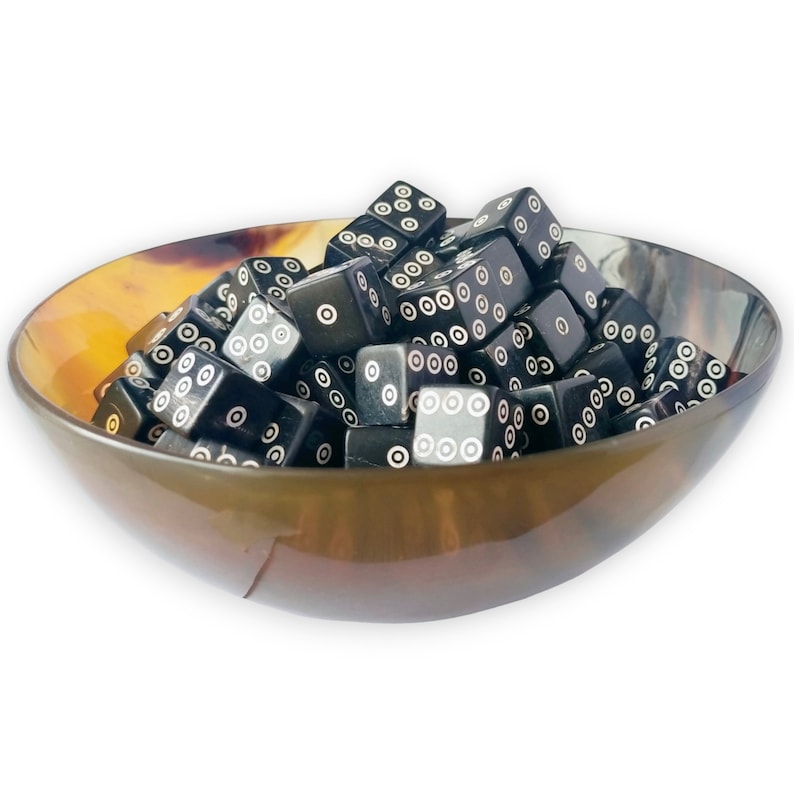 D6 Viking/Medieval Betting Bone Dice Set of 6 - (9/16 Inch or 14-15 mm) Thick (Horn)