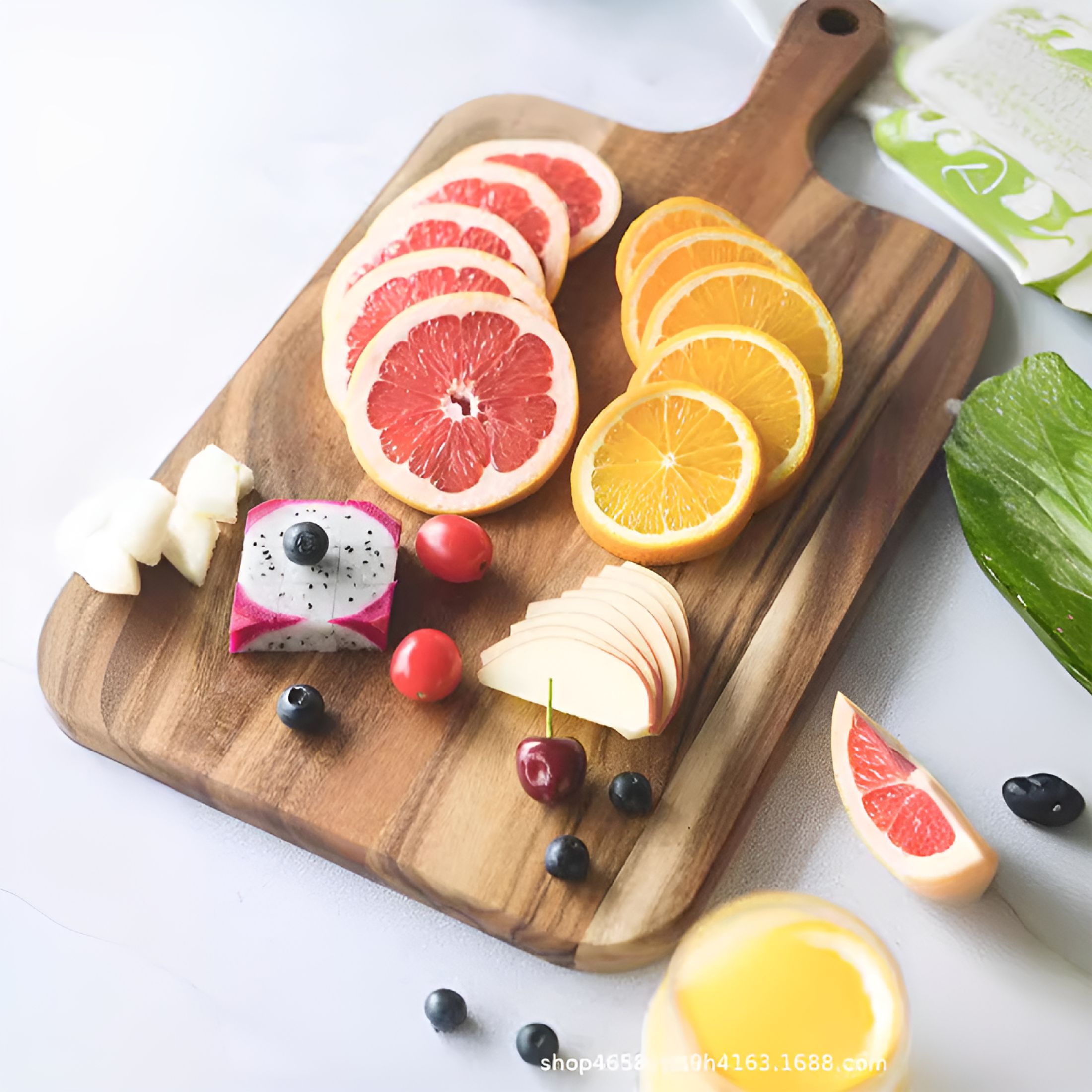 ACDANC 2026 New Acacia Wood Cutting Board with Handle,Wooden Chopping Board,Round Paddle Cutting Board for Meat,Bread,Serving Board,Charcuterie Board,Circular Carving Cutting Board