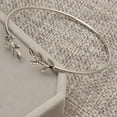 thumbnail image 1 of Fiudx Pulsera de Cristal, Elegante Brazalete de Aleación, Elegante Joya Diamantes, Accesorio de Moda para Mujer, Ideal para Fiestas, Regalo para Ella, El Color Puede Variar, Incluye 1 Pieza., 1 of 3