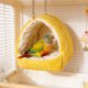 thumbnail image 4 of Hamaca cálida para loros | Cama colgante de algodón grueso y afelpado | Espacio de descanso invernal acogedor para loros medianos | Accesorio de jaula de tela suave | Amarillo, gris, verde y morado, 4 of 5