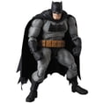 thumbnail image 2 of Figura de acción Medicom DC Batman: El regreso del caballero oscuro, 2 of 8