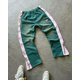 thumbnail image 4 of Pantalones holgados y rectos con diseño de rayas laterales y letras estéticas Y2K con cremallera para mujer, pantalones deportivos casuales de moda urbana para parejas, 4 of 5