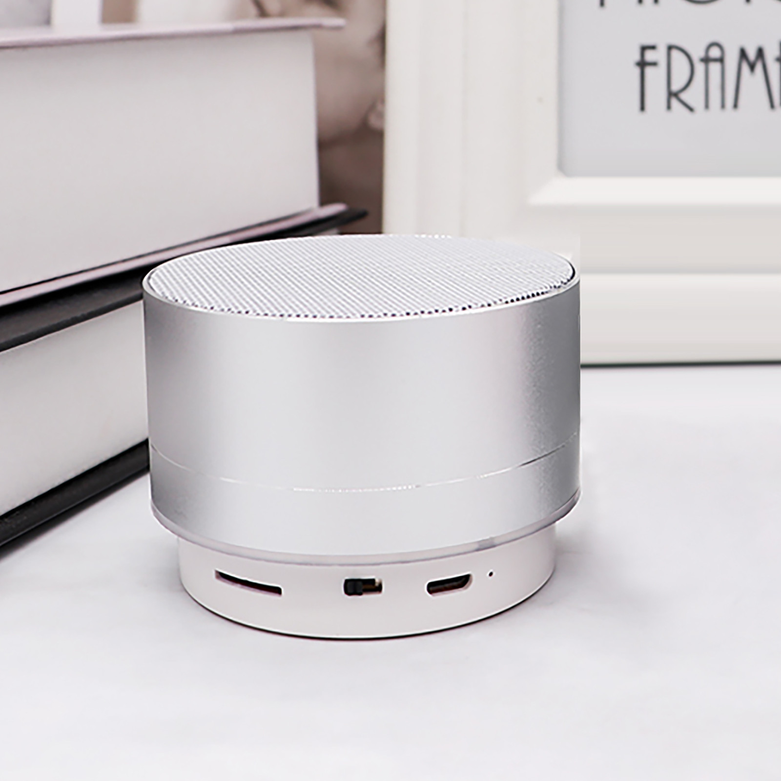 Bwgrytuy Crackle Bluetooth Audio Card Small Steel Mini Subwoofer