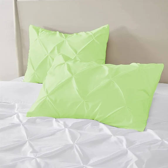 Egyptian Cotton Standard 20X26 Size Pillow Covers Pinch Pleated 600 TC Sateen Soft And Smooth Cotton Comfortable Bed Pillow Cover (Set of 2, Parrot Green)