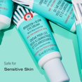 thumbnail image 3 of Crema para ojos First Aid Beauty Brighten + Glow con niacinamida 15 ml, 3 of 5