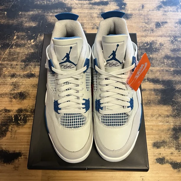 Ni - ke Ni - ke Air Jordan 4 Retro Military Blue 2024 White Grey FV5029-141 Men’s Size 10