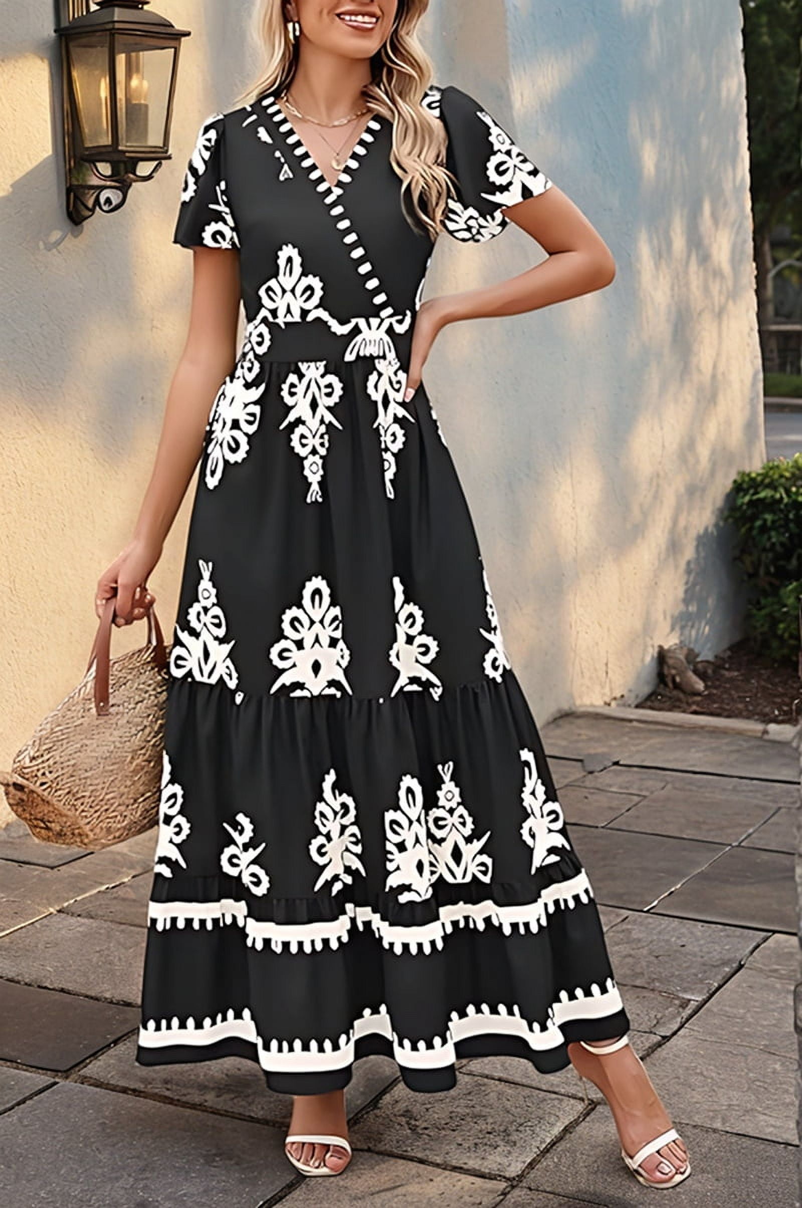 Womens 2025 Summer Casual V Neck Boho Maxi Dress Flowy Aline Bell Sleeve Tiered Floral Dresses with Pocket