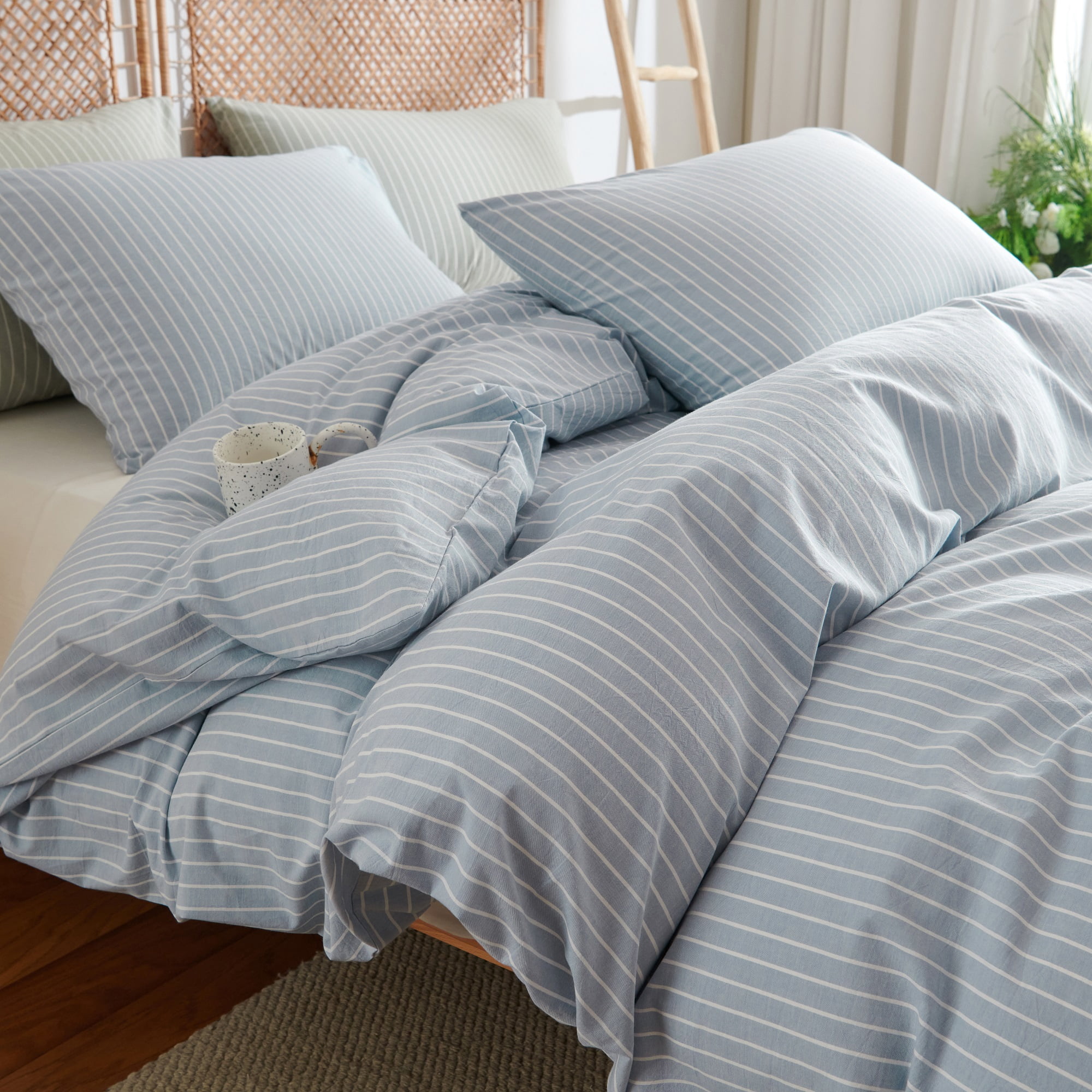 3 Pieces 100% Washed Cotton White Blue Striped Duvet Cover Set Breathable Durable Soft Queen Bedding Set for All Season with Zipper Closure Corner Ties