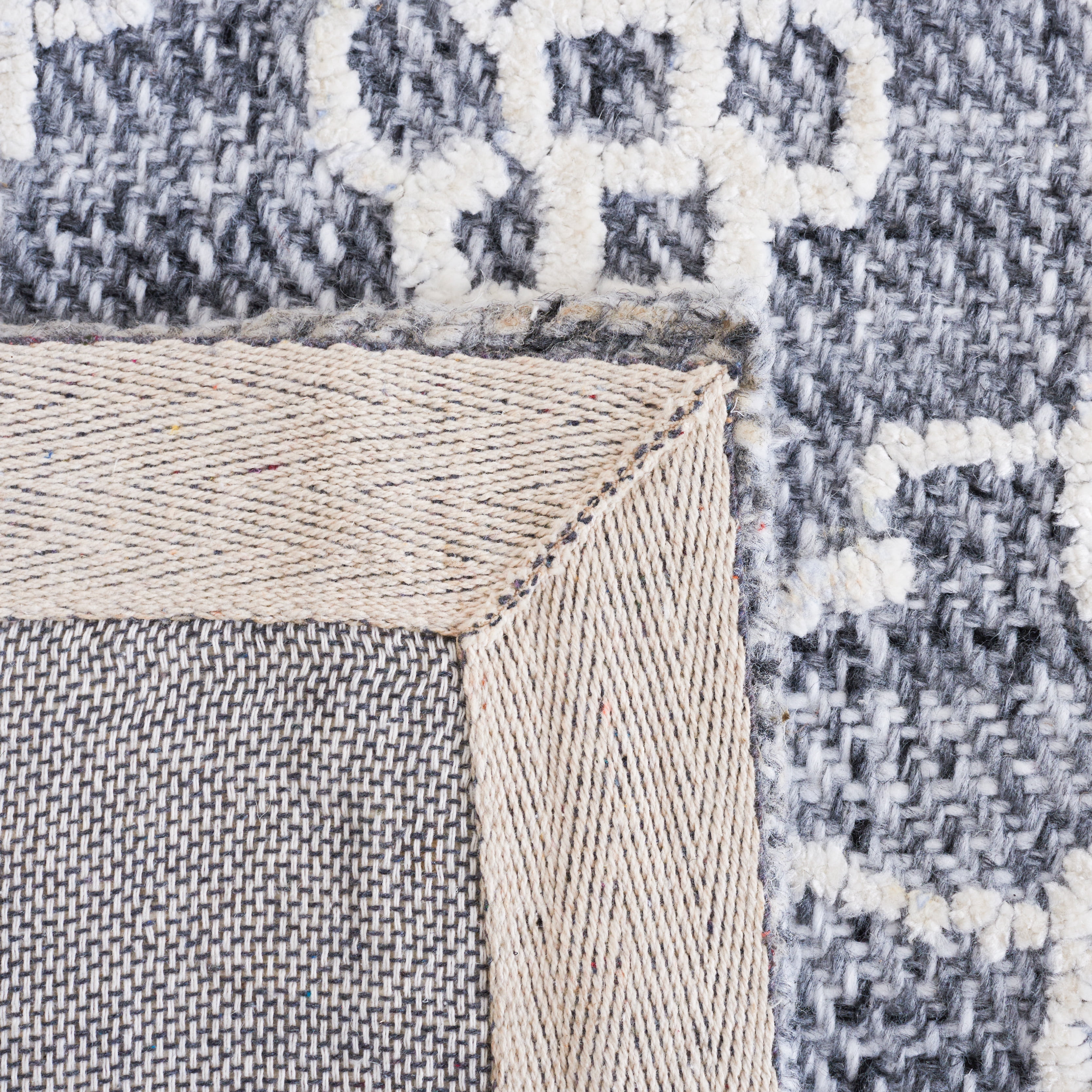 SAFAVIEH Marbella Zarif Floral Area Rug, Dark Grey/Ivory, 8' x 10'