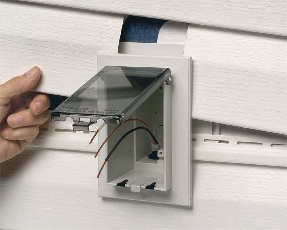 Arlington DBVS1C-1 Low Profile IN BOX Recessed Outlet Box Wall Plate Kit for New Vinyl Siding Construction, Vertical, 1-Gang, Clear