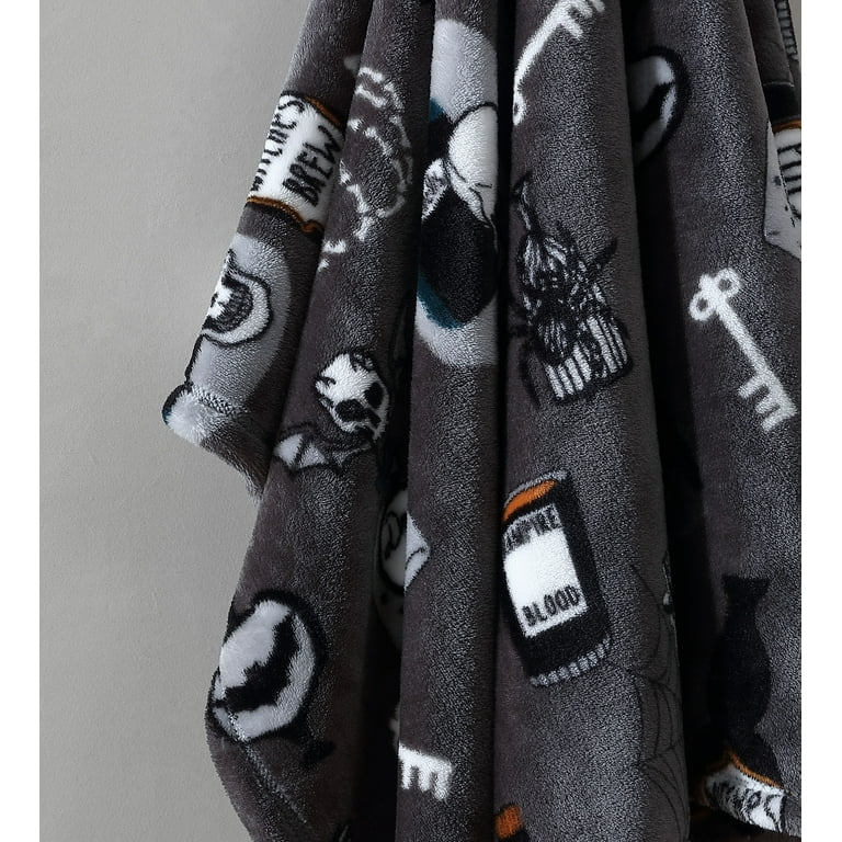 Way To Celebrate Halloween Potions Throw Blanket Gray Standard Throw Walmart