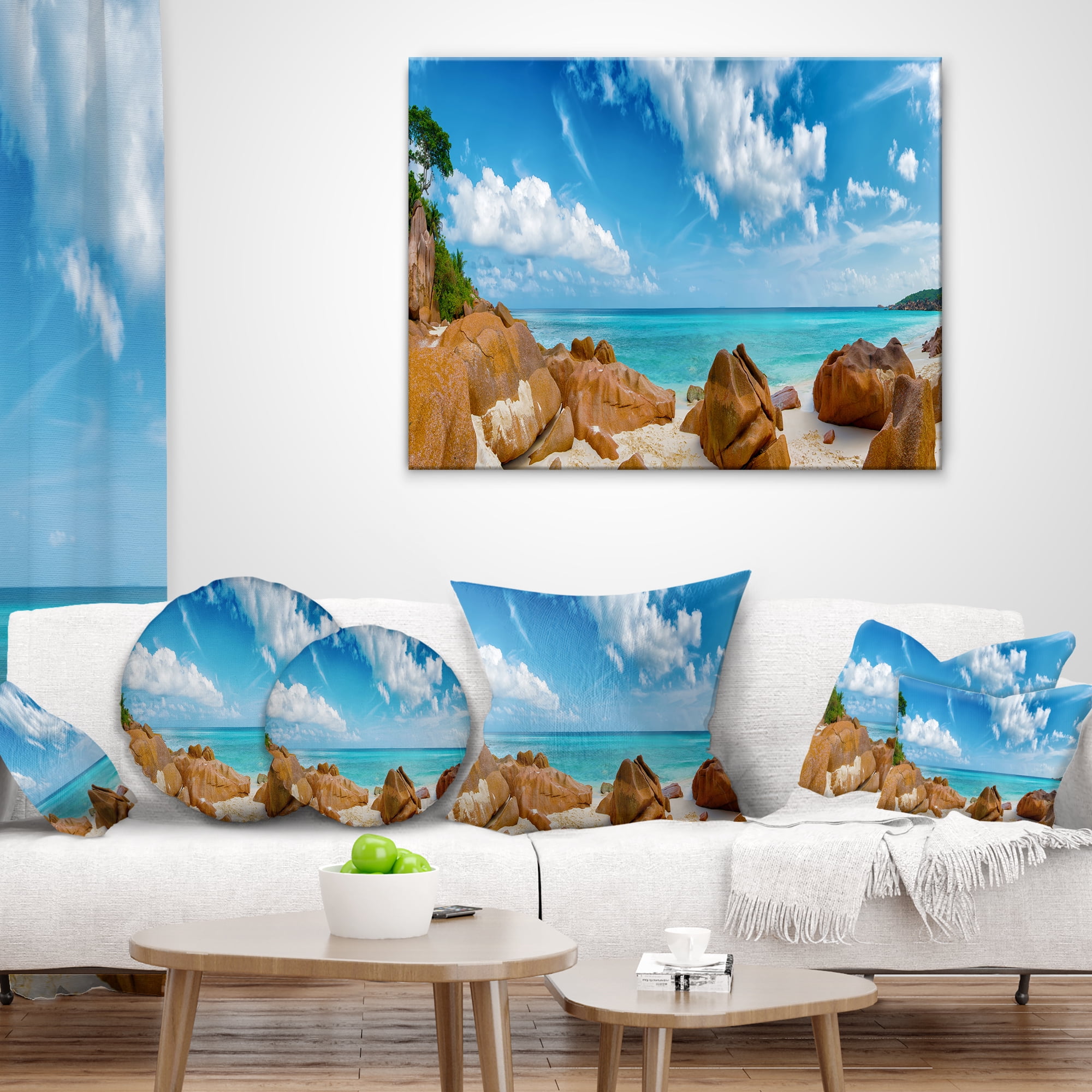 Designart Rocky Seychelles Island Panorama - Oversized Beach Throw Pillow - 16x16