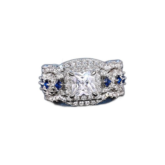 LINXIQIN Women White Cubic Zirconia 14K White Gold Plated Crown Promise Ring for Valentine's Day 3 Piece Set Size 7 Includes Gift Box