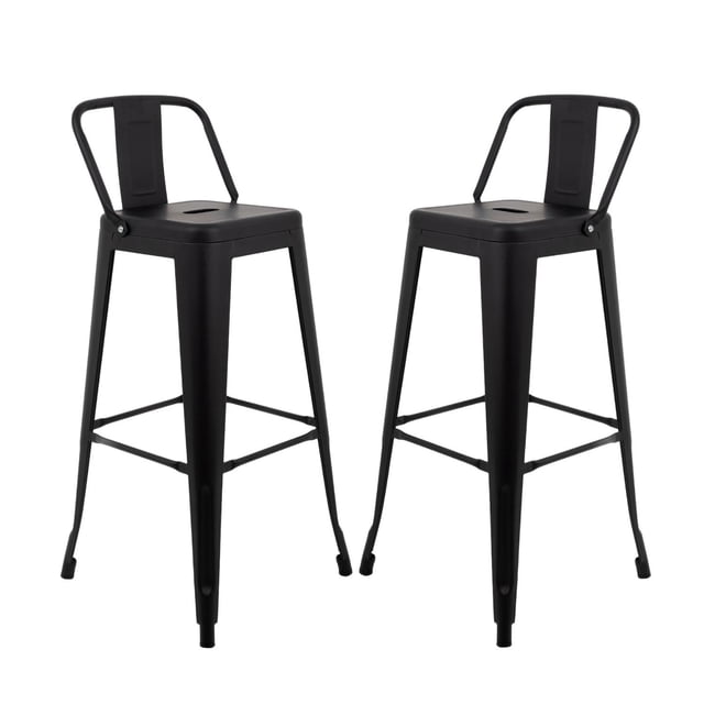 silla tolix acero metalica con descansabrazos negro estandandar Par de bancos altos tipo tolix en negro, vista frontal 3/4; acero galvanizado con respaldo y descansabrazos integrados, asiento 30x30 cm con abertura central, reposapiés 28 cm y base en cruz; medidas 43x43x100 cm, capacidad 100 kg. También suele usarse como banco alto para barra o cafetería.