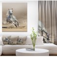 thumbnail image 1 of Design Art - Cheval Arabe Gris Courant dans la Poussière, 1 of 4