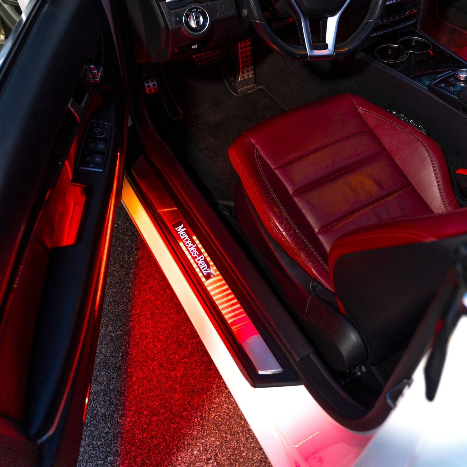 Trousse de base de bandes lumineuses à DEL Ultra pour l’intérieur et l’extérieur – 2 bandes de 12 po, 12 V – Violet