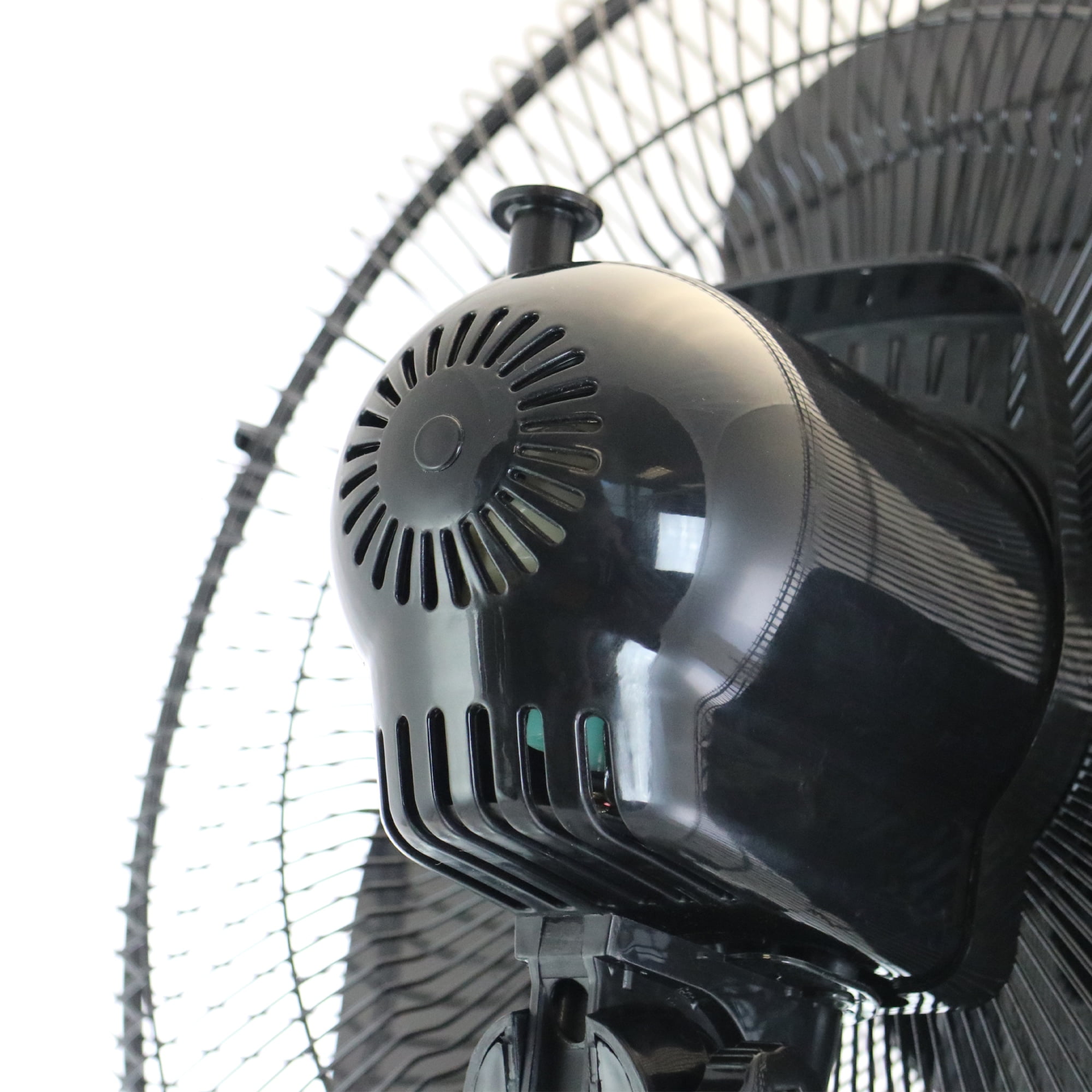 Arrowmounts Impress 16'' Oscillating Stand Fan