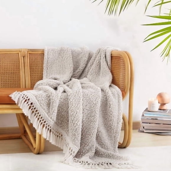 Couverture Sherpa Ultra Douce et Confortable Légère Chaude Décorative avec 2 Tons de Franges Motif Ombré Marron Clair Réversible Style Boho pour Canapé Chambre Voyage 60x80A