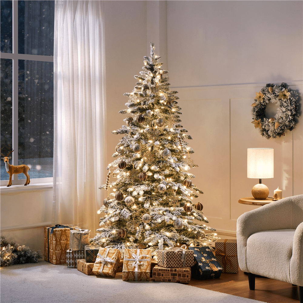 Alden Design 6Ft Pre-Lit Artificial Christmas Tree with 400 Warm LED Lights, Green