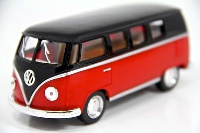 Diecast Model Metal Car Toy Boy Trucks Cans 1:32 Vintage Volkswagen T1 bus 