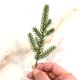 thumbnail image 1 of Ramas artificiales de hoja perenne, pequeños conos de pino, selecciones florales para decoración, coronas de flores navideñas, regalos de Navidad DIY, 1 of 4