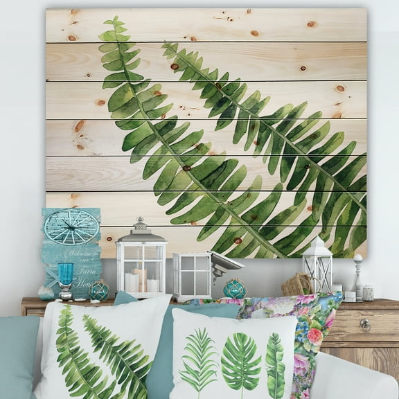 Designart 'Fern Plant Leaves Detail I' Farmhouse Print on Natural Pine Wood