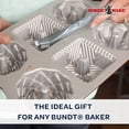 thumbnail image 4 of Herramienta de limpieza Nordic Ware Ultimate Bundt 3 en 1, 4 of 4