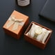 thumbnail image 1 of Caja de regalo creativa, reloj de cuarzo con escala romana, reloj de mujer con diamantes, pulsera de aleación, regalo, 1 of 6