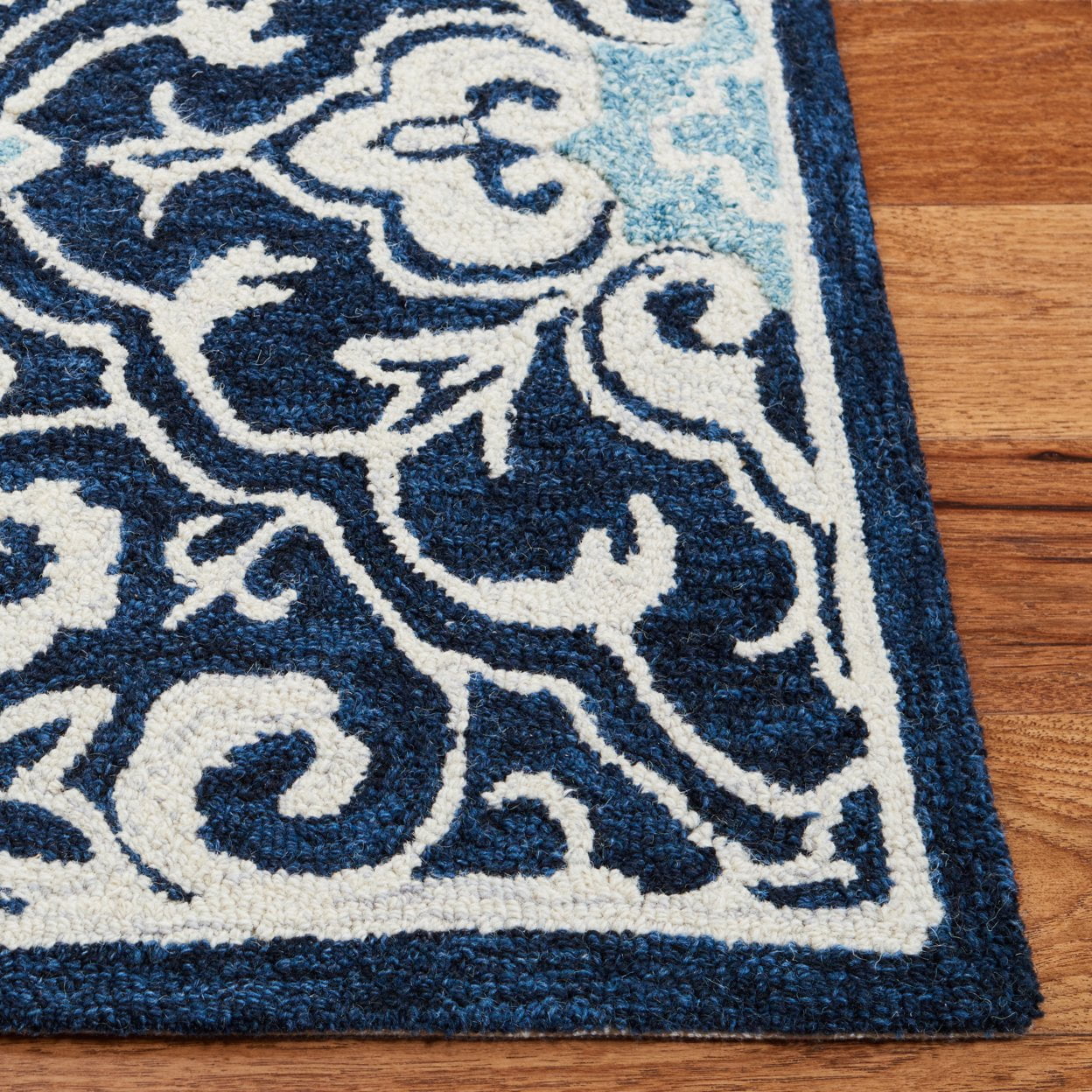 SAFAVIEH Roslyn Aleta Geometric Area Rug, Navy/Light Blue, 7' x 7' Square