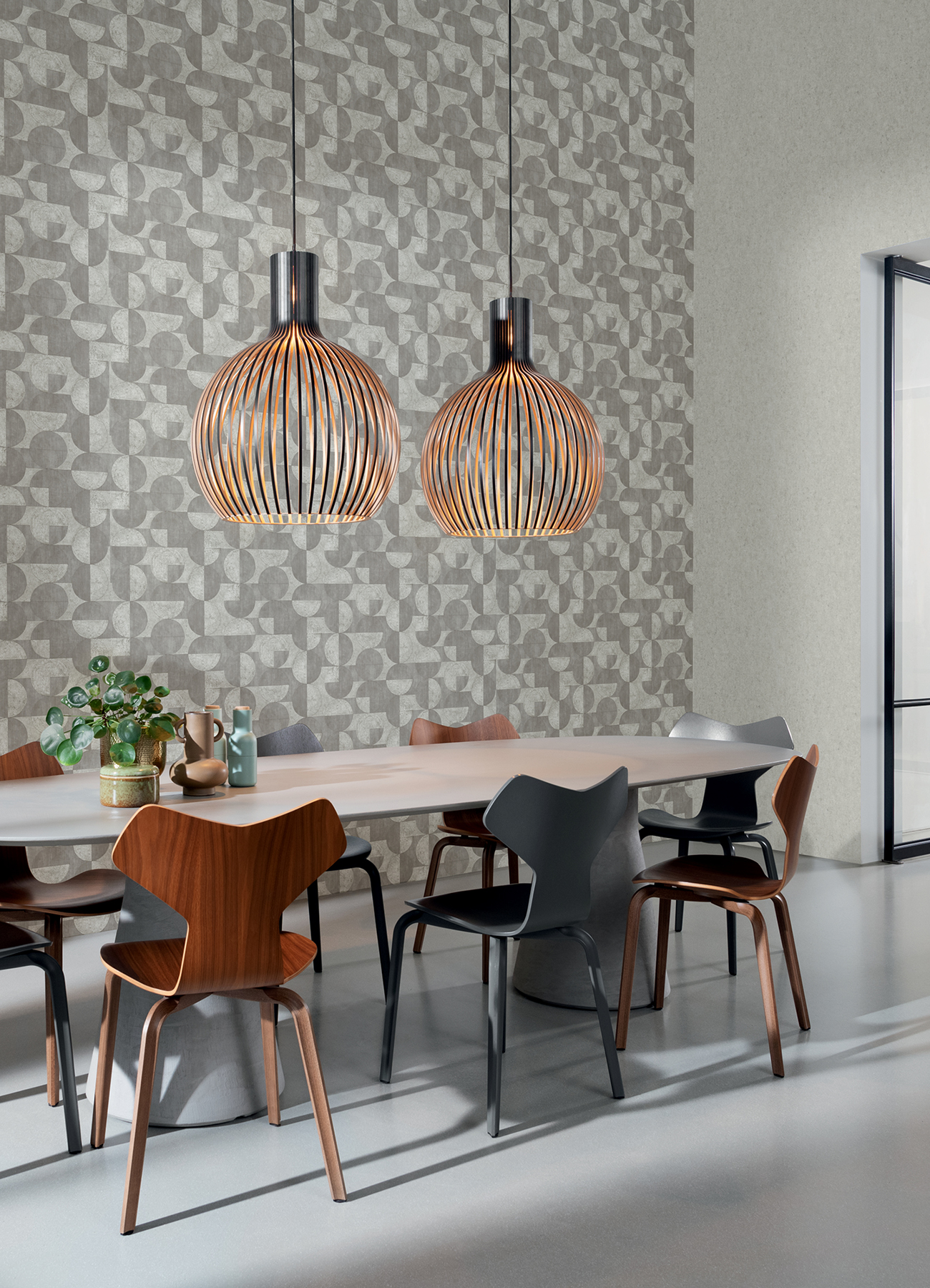 Advantage Barcelo Grey Circles Wallpaper