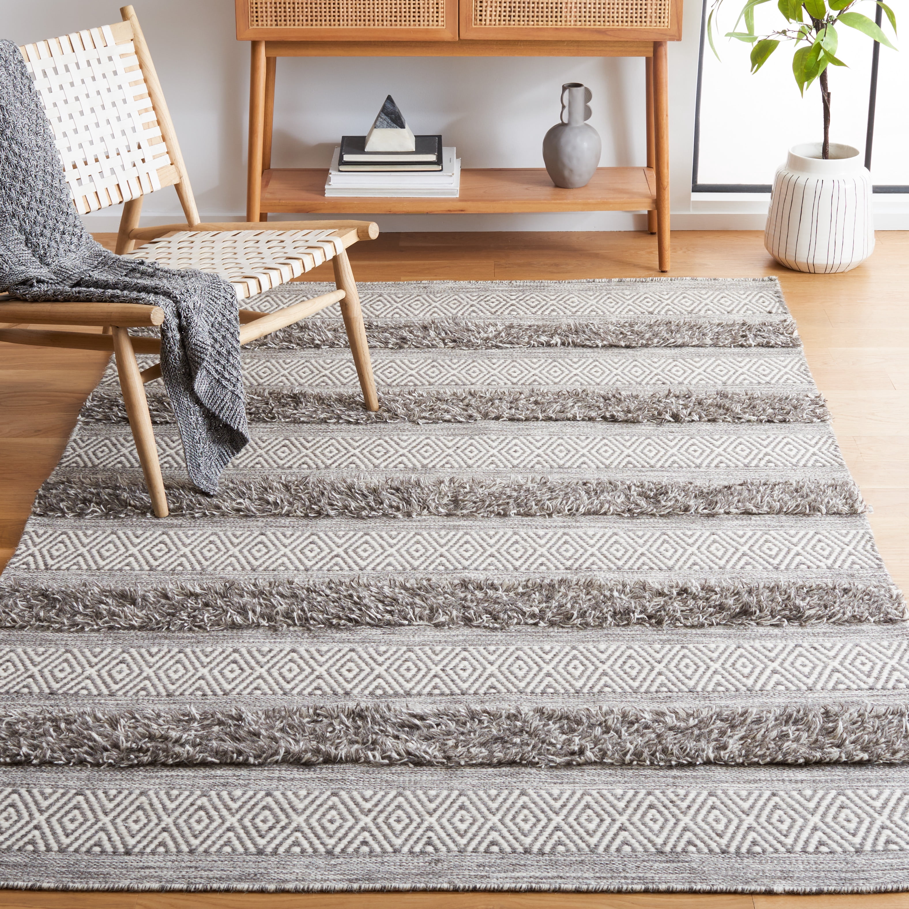 SAFAVIEH Vermont Zavier Stripe Area Rug, Brown/Ivory, 6' x 6' Square