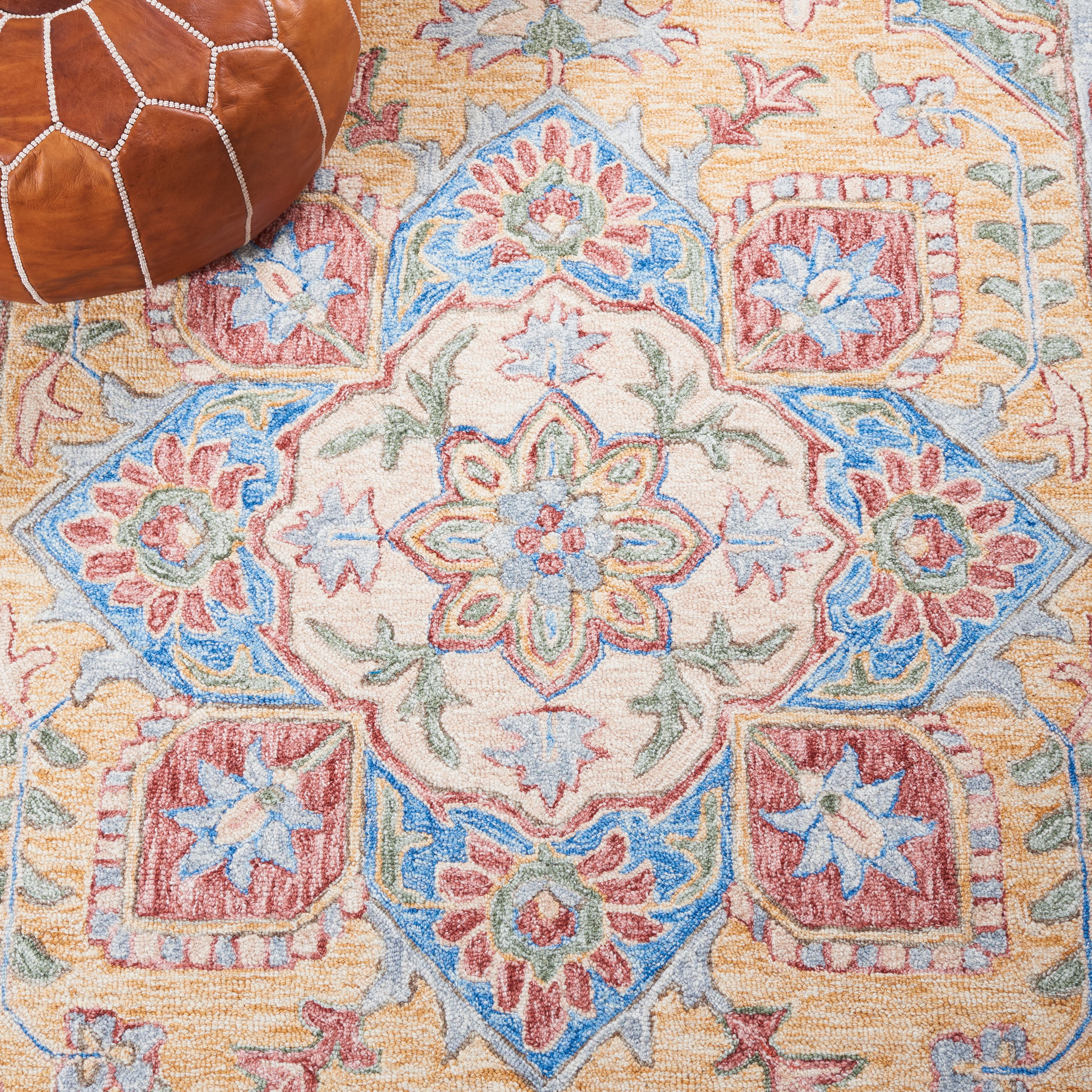 SAFAVIEH Metro David Medallion Area Rug, Yellow/Rust, 6' x 6' Round