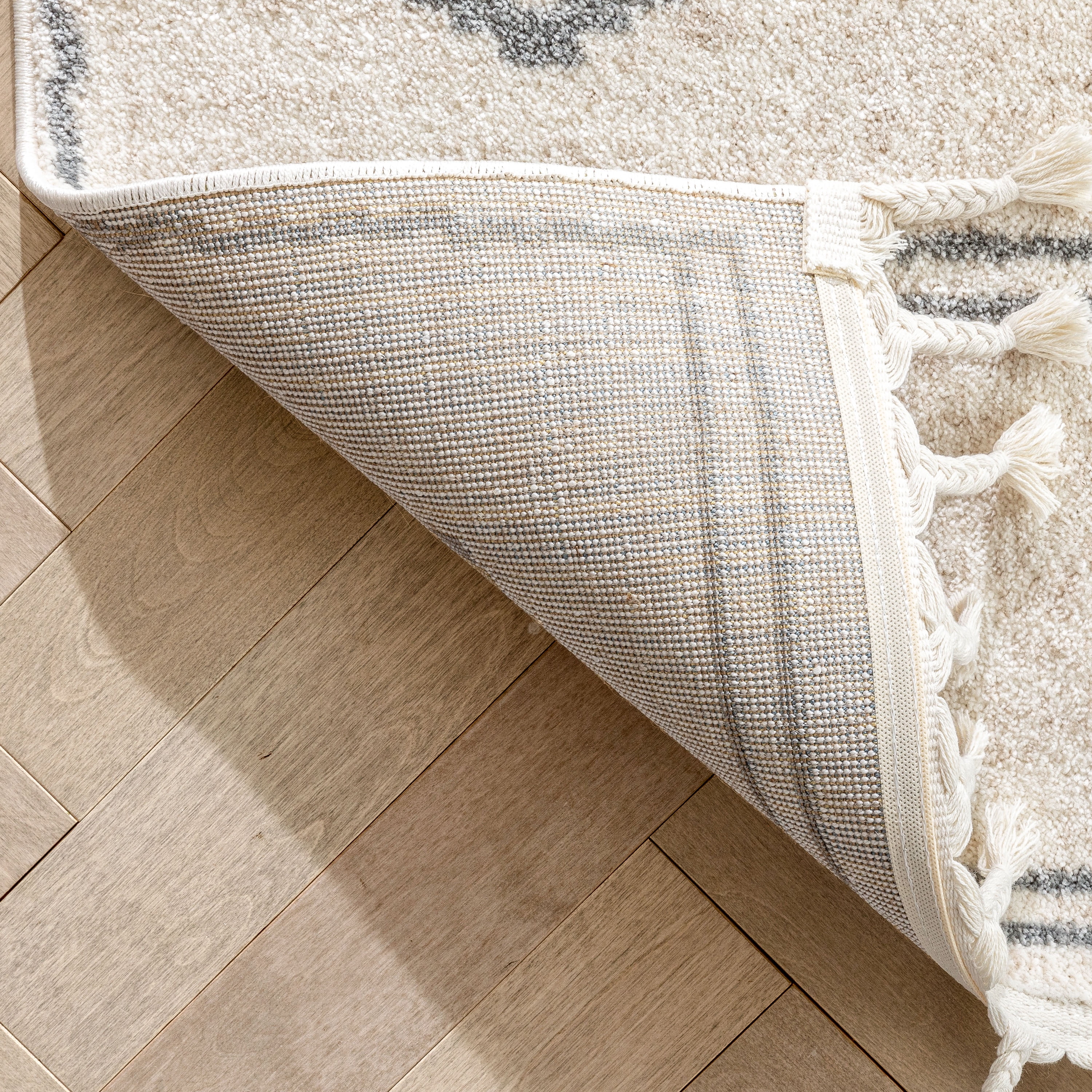 Well Woven Serenity Parallel Tribal Diamond Pattern Ivory Gray 5'3" x 7'3" Area Rug