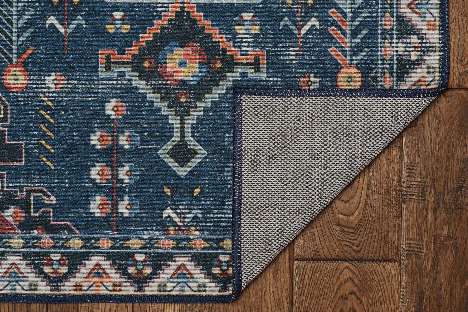 Larson 3' x 5' Washable Accent Rug, Teal and Ivory