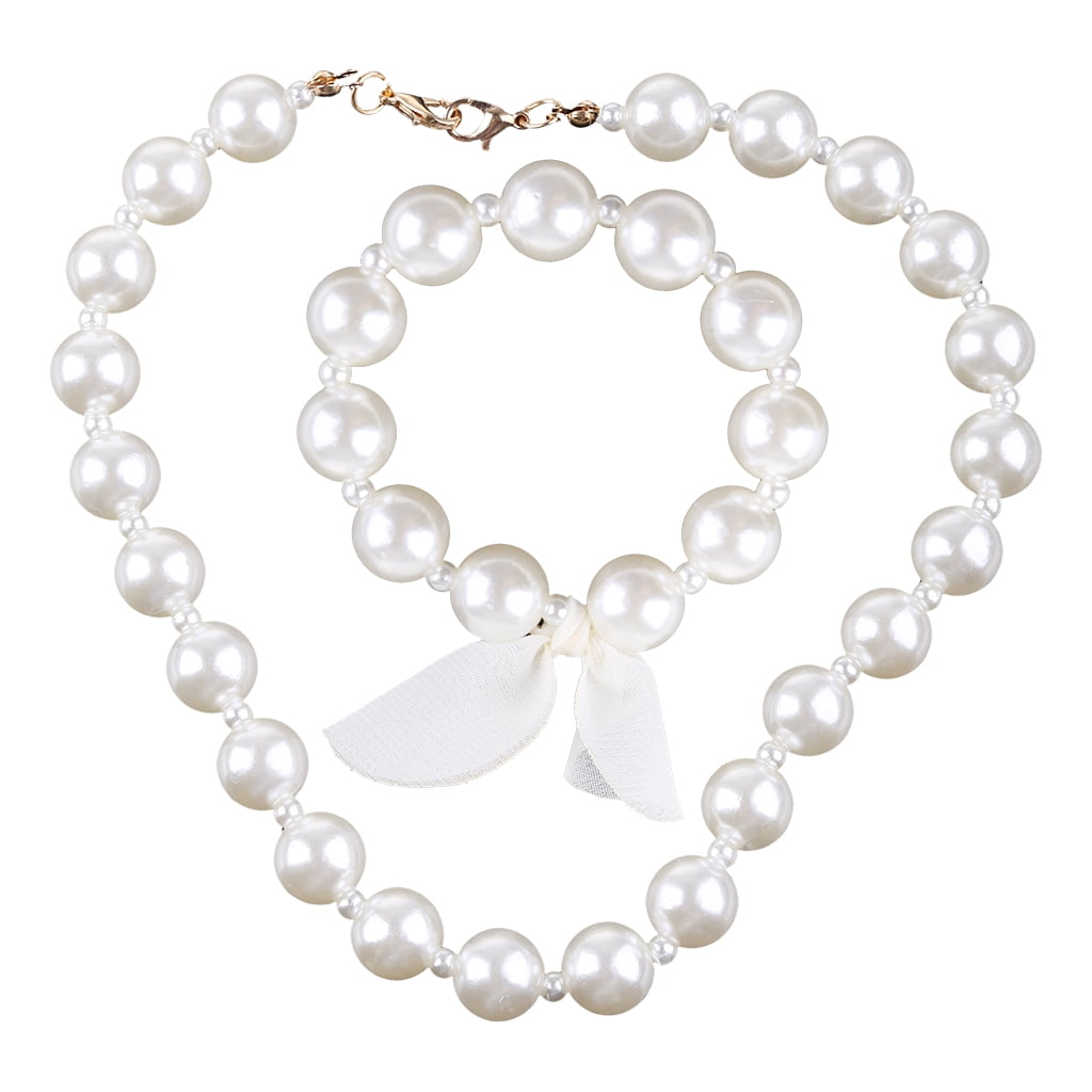 childs pearl necklace and bracelet set