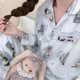 thumbnail image 2 of Pijama con estampado de gato para mujer, de satén y seda, de manga larga, a la moda, para primavera y verano, con solapa, para el hogar., 2 of 6