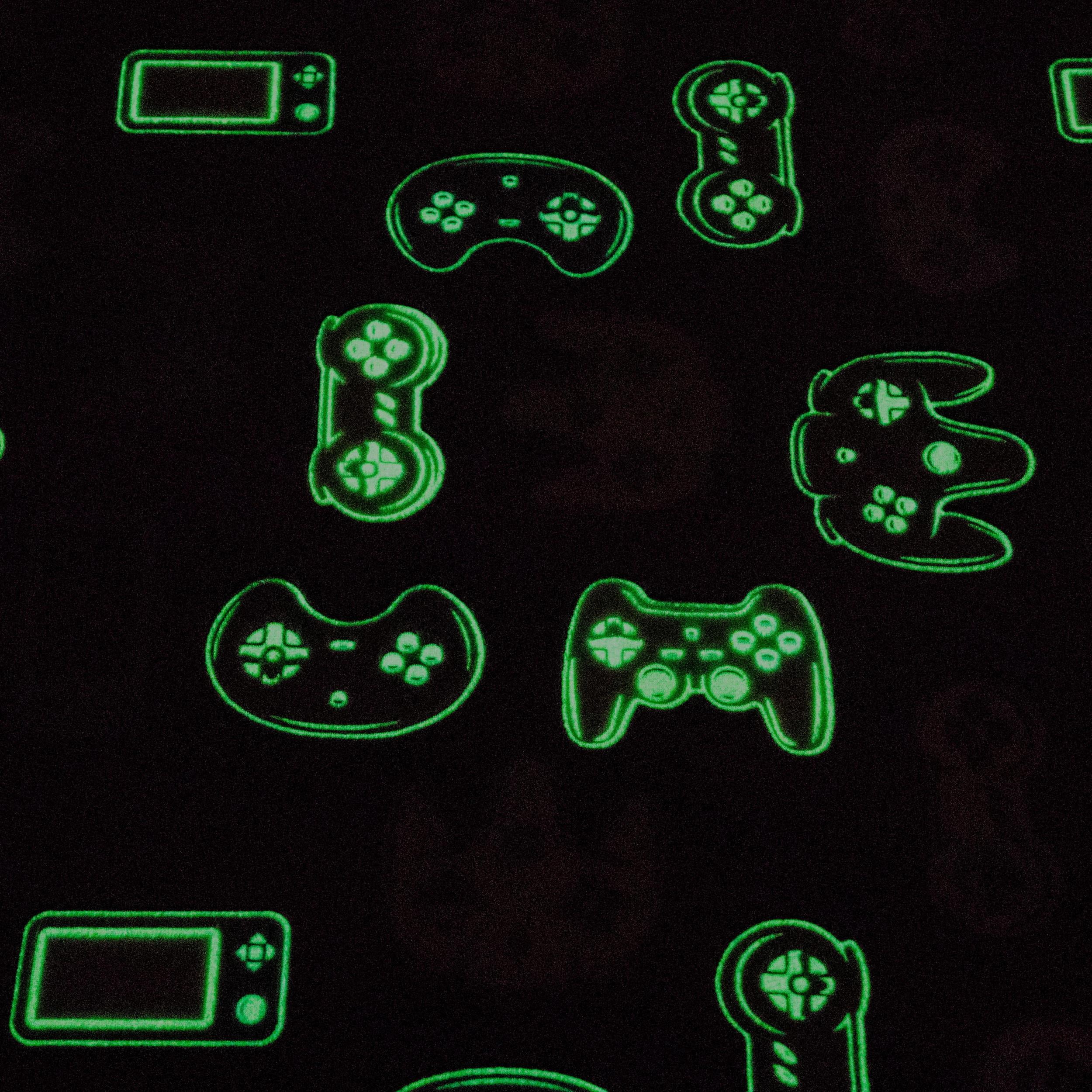 Your Zone Gray Gamer Polyester Velvet Plush Glow in the Dark XL Oversized Throw Blanket, 50 X72 inches, Kids