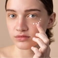 thumbnail image 5 of Mokann crema contorno ojos té verde con cafeína y vitamina E antiedad 30ml, 5 of 5