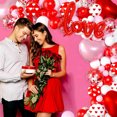thumbnail image 3 of Kit Wedding Love Balloon Arch, 116 unidades, globos de lámina de látex rojo, 3 of 5