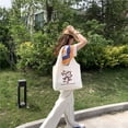 thumbnail image 2 of Bolso Tote de lona MACHAO con estampado de Fresas 42x31cm, 2 of 5
