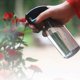thumbnail image 5 of Paquete de 2 botellas de spray de plástico vacías de 300 ml, pulverizador de niebla sin BPA para plantas acuáticas rellenable, para soluciones de limpieza, jardinería, cabello (negro) -, 5 of 5
