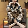 thumbnail image 2 of Conjunto de pijama con estampado de leopardo para mujer, ropa de dormir de seda satinada de dos piezas, pantalón de manga larga para estar en casa, Primavera, 2 of 4